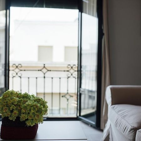 One&Lux - Las Setas 3 Seville Luaran gambar