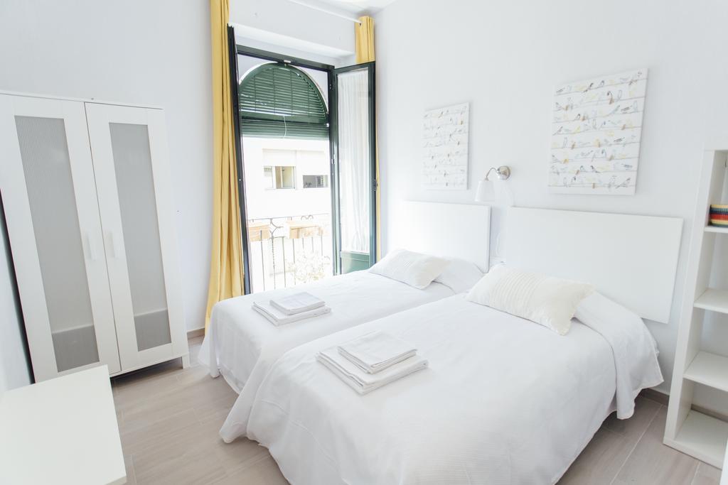 One&Lux - Las Setas 3 Seville Luaran gambar