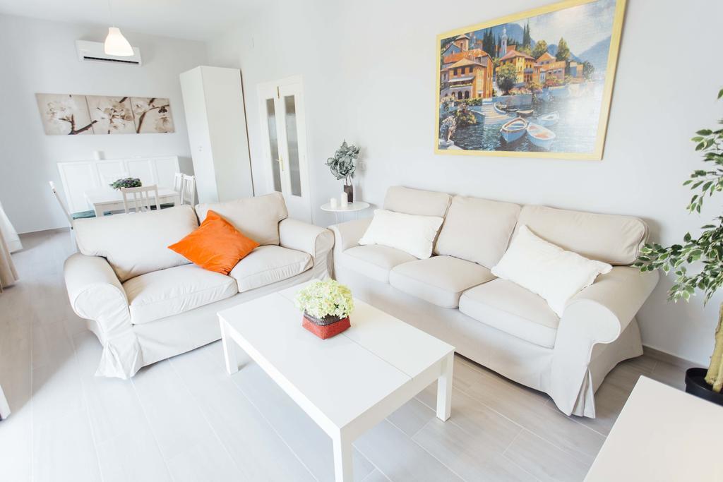 One&Lux - Las Setas 3 Seville Luaran gambar